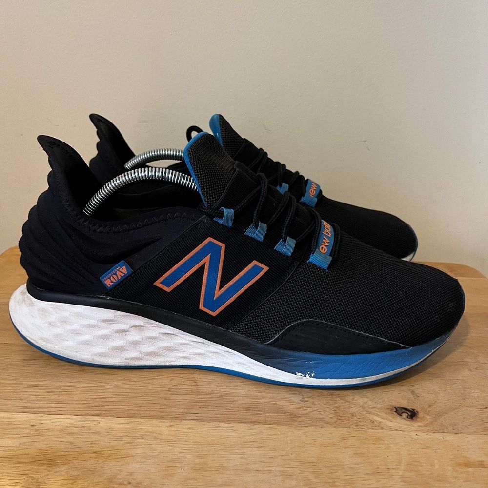 New Balance Fresh Foam ROAV Shoes Mens Black Running Sneakers MROAVFB1 Size 11.5